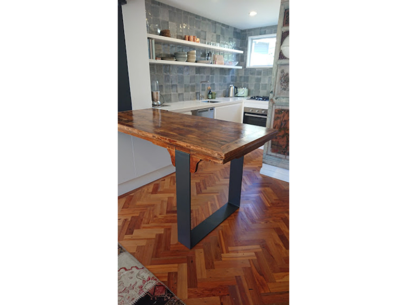 Turning a coffee table into  an island bar